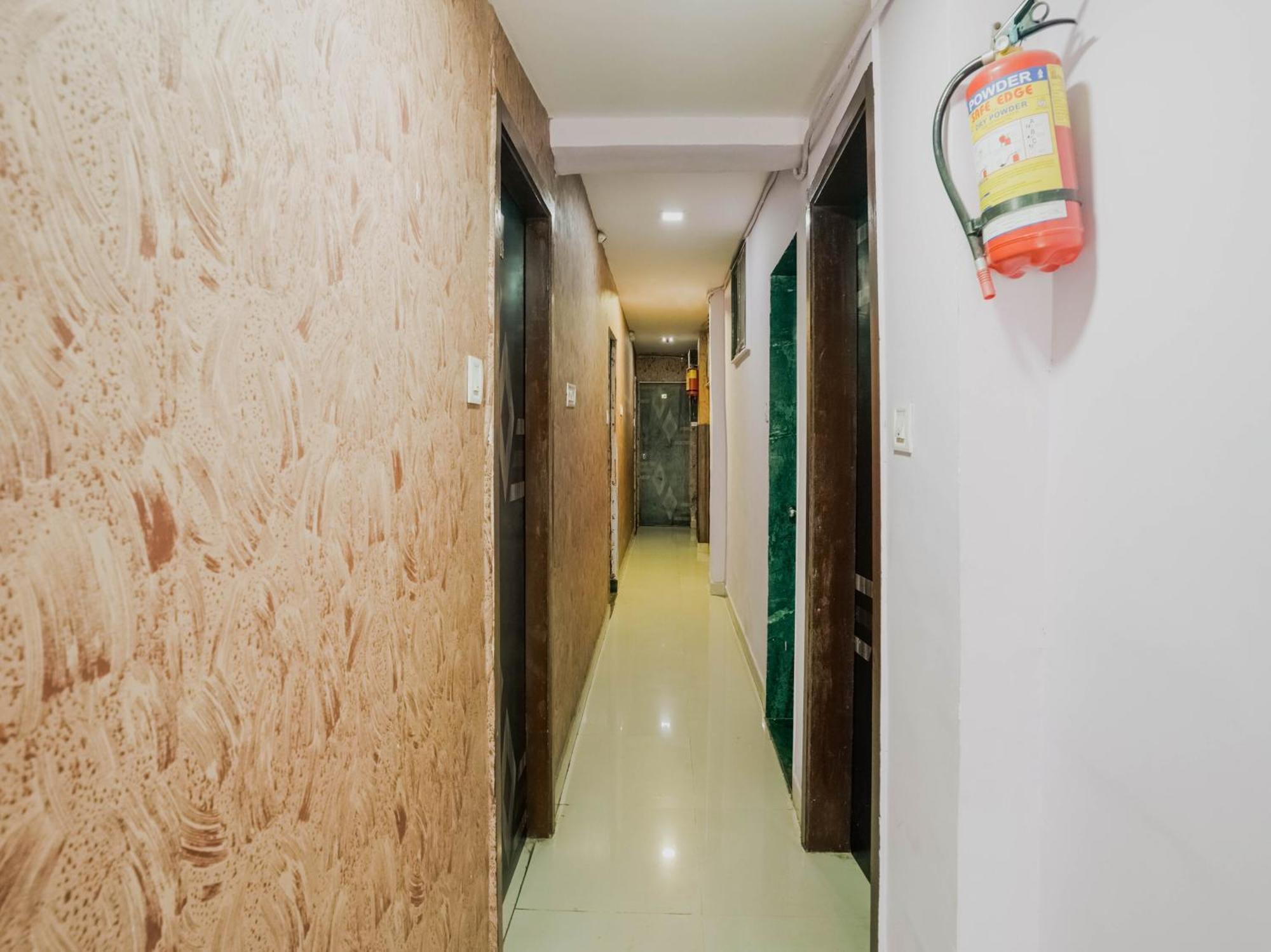 Hotel O Spotlight Thane Dış mekan fotoğraf
